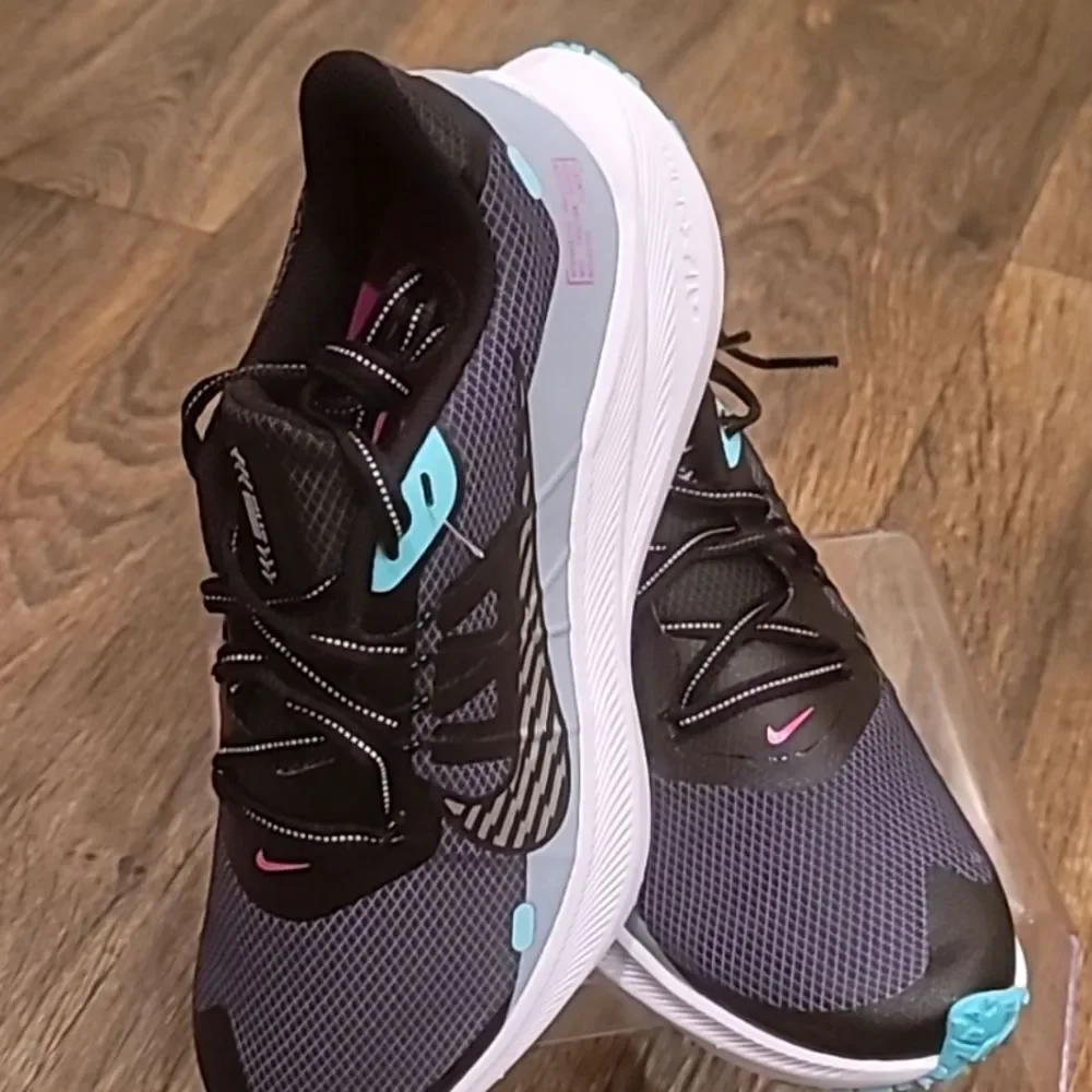 Nike Winflo 7‎ Shield Shoe